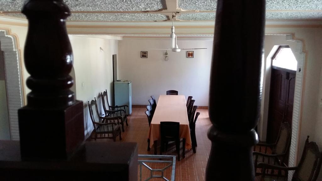 Ginza Rest Kandy Tennekumbura Buitenkant foto