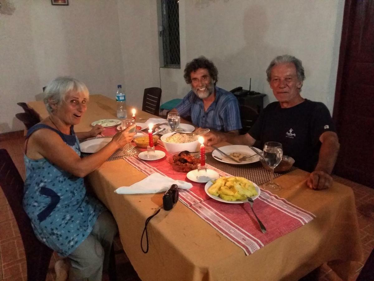 Ginza Rest Kandy Tennekumbura Buitenkant foto